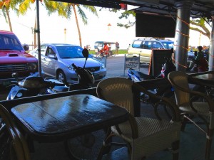 Chiccos Deli and Bistro - do not miss anything at the Boulevard in Dumaguete